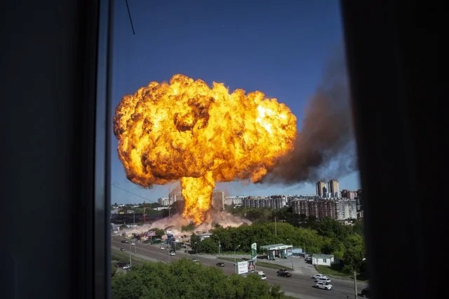 ロシアのガソリンスタンド爆発事故