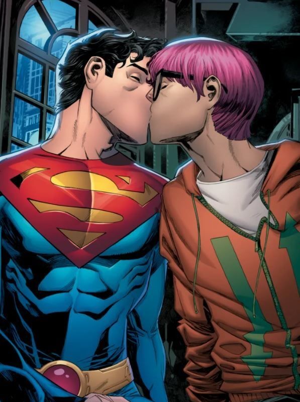 今回DCで公開したスーパーマンの新設定