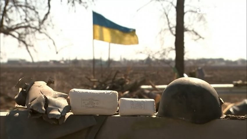 ウクラ軍が鹵獲したロシア軍応急キット