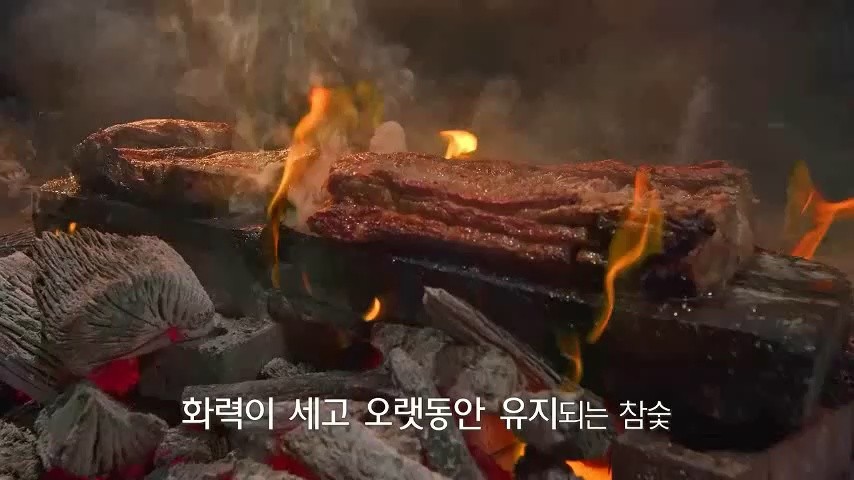 SOUNDチクチク炭火石板丸ごとサムギョプサル映像