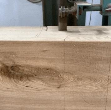 木材でシボレーピックアップトラックを作るgif