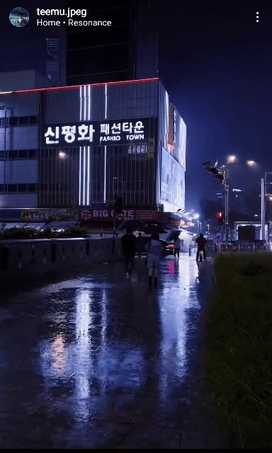 雨の感性に濡れた外国人が撮った映像