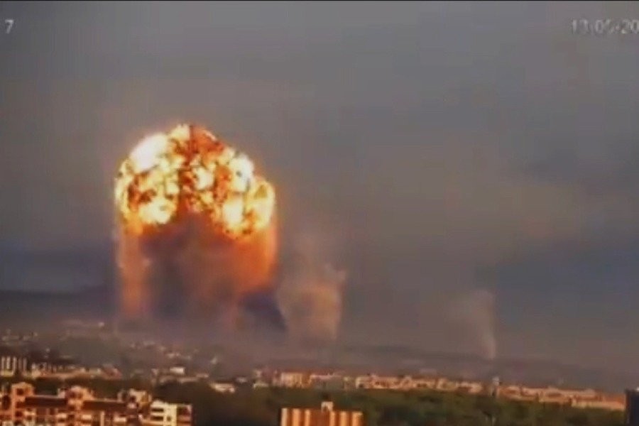 <速報>ウクライナ西部ウラン大爆発被爆中jpg