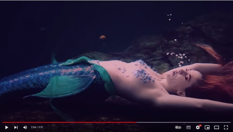 薬後本物の水中撮影人魚姫