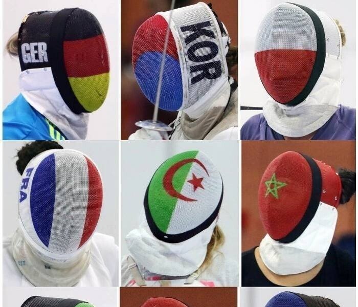 フェンシングマスクに刻まれた各国国旗jpg