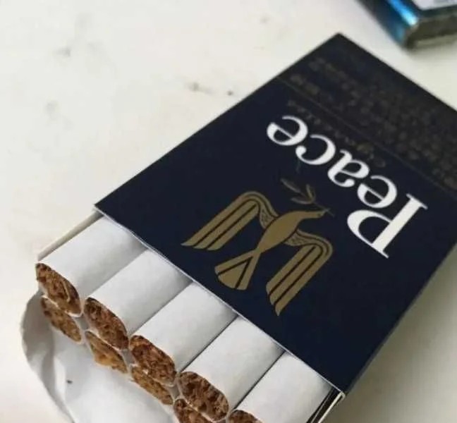 日本でつくった平和のタバコ