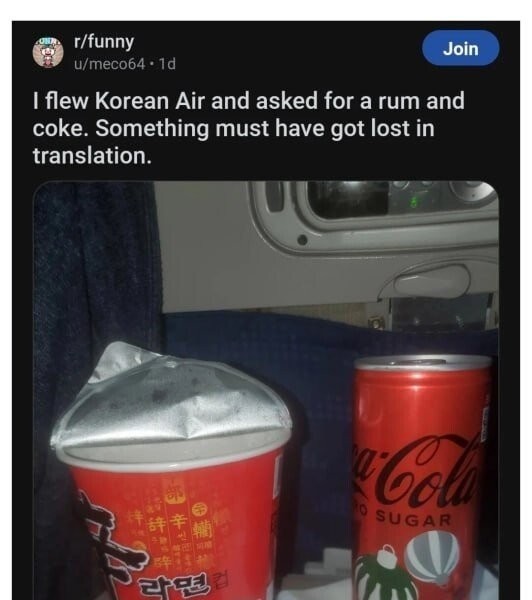 大韓航空に乗ってラムアンドコックカクテルを注文した外国人
