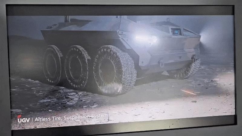 韓国が作った人を殺す無人ロボット自動車の映像