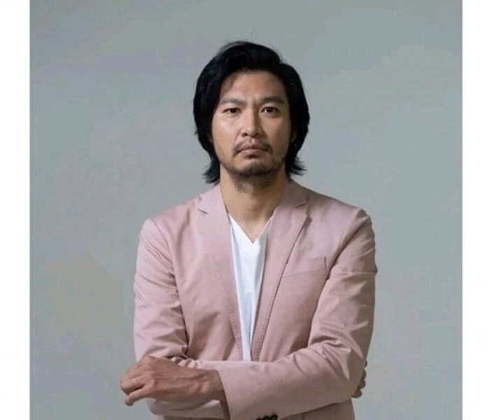 韓国映画の撮影後、正反対の日本の俳優たち