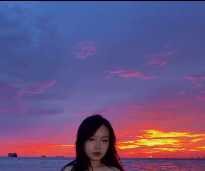 (SOUND)あまりにも美しい海辺の赤い夕焼け