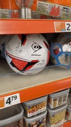 サッカーボールが売れない理由