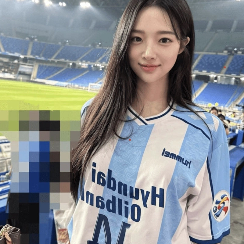 可愛くてコミュで話題だったサッカー選手イ・ドンギョン妻の出産後最近