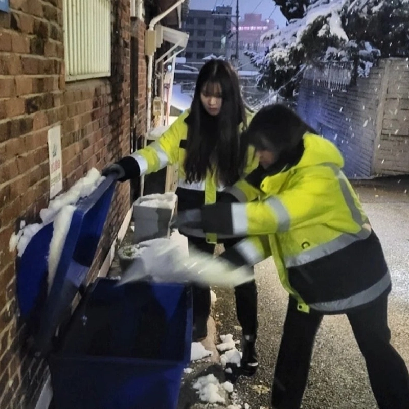 今日龍山公務員の夜明け除雪