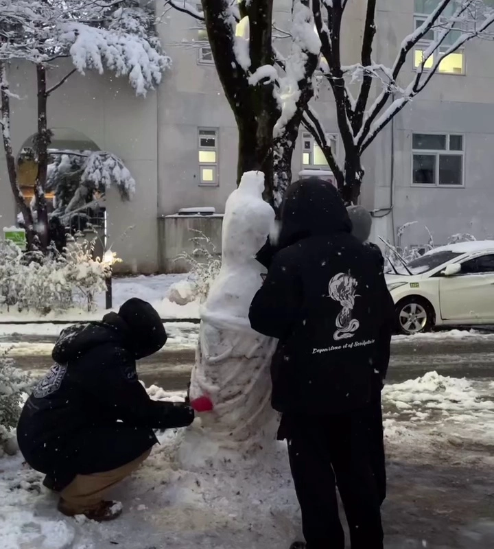 (SOUND)中央大蘇生と学生の雪だるま