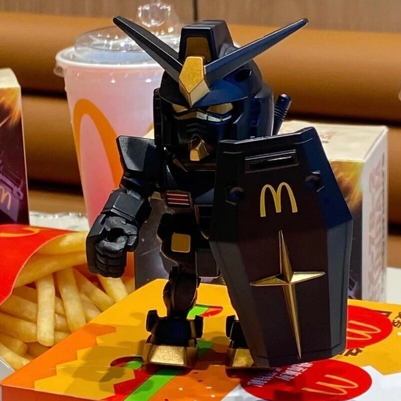 中国マクドナルドから出たガンダム.jpg