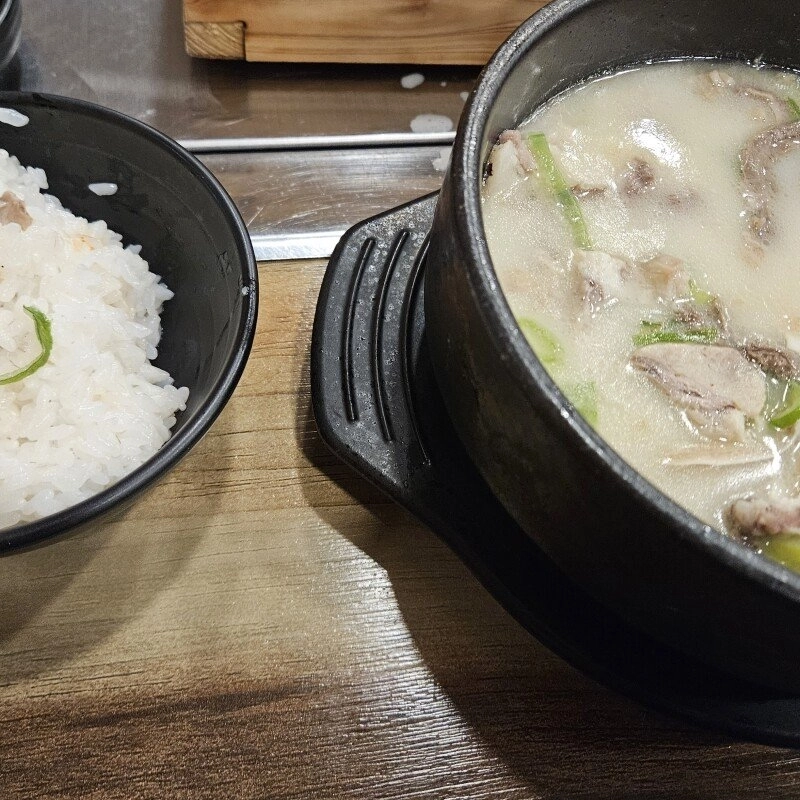 兄弟スンデクックハウスが来ました。