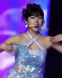 Ive Ahn Yujin Armpit