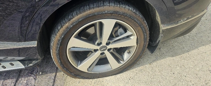 200,000ウォンで使用済みのタイヤを見ます