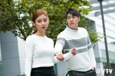 モソールが30歳以上のとき