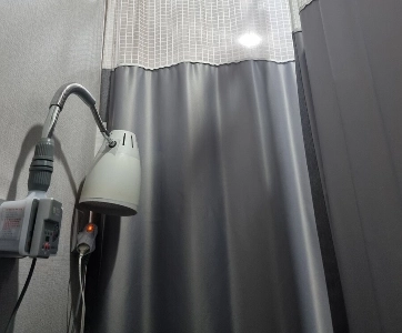 3秒と40代は咳で負傷したようです。