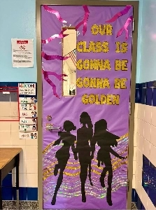 アメリカの小学校の教室のドア