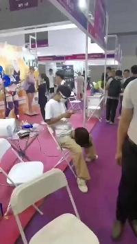 (SOUND)リア）大人の商品の衝撃的なシーンフェア