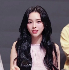 (SOUND)カリーナにひらひらとされているとき