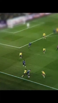 (SOUND)5秒で2枚のイエローカードを受け取ったプレーヤー