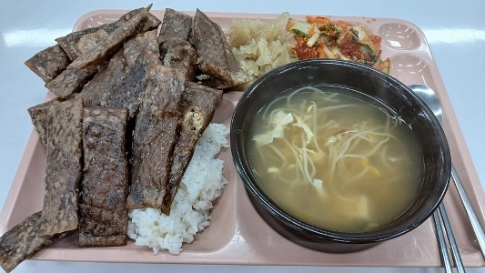 今日のKupang Logistics Center night.jpg