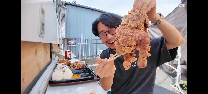 日本のトゥヨルチ弁当