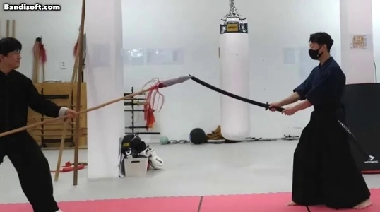 “”””中国刀は日本刀に勝つのは難しい””””