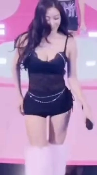 ヴィクトリアズ・シークレット ファッションショー ジヒョ コスチューム