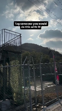 (SOUND)ゴジラの口に入る