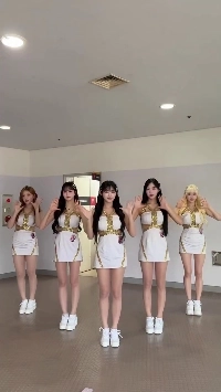 (SOUND)[チアリーダー] ハン・ジウン、チョン・ガエ、ユ・セリ、コ・ガビン、イ・イェウン、安養正館館長