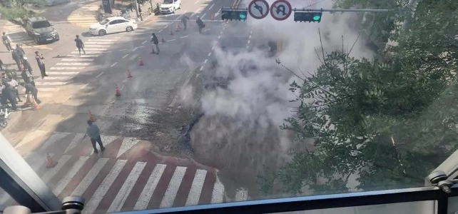 安養陥没穴発生ㄷㄷ .jpg