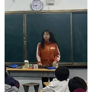 小学校初任者教員の１年間の担任業務の変化