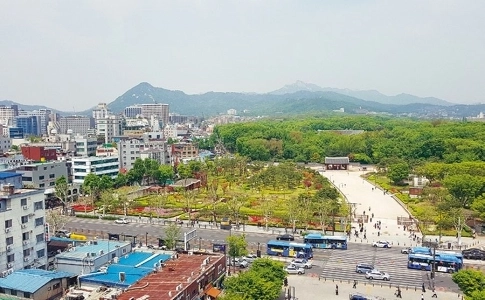 星雲ショッピングセンターの再開発はずっと前に行われるべきだった。