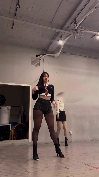 (SOUND)ジュンユンソ_短いスカートが再び人気