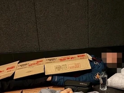 「冷たい食べ物を食べて、箱に蓋をしてください…「刑務所の独房でもこれよりはマシだろう」とAPECに配属された警察官は語った。