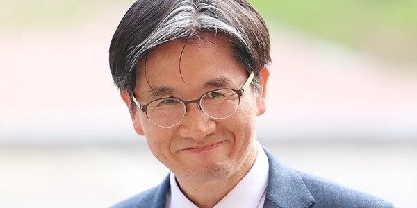 【速報】オ・ドンウン汚職捜査室長「「」「国会告発事件を隠蔽するのはとんでもない…合理的な処理を期待」」」