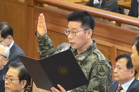 チョ・ソンヒョン大佐は特別待遇を拒否した。