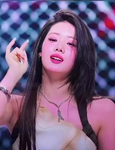 ベイビーモンスター ローラの脇の下