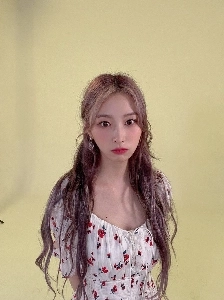 Rocket Punch-ユンギョン