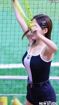 (SOUND)諦めずに一生懸命応援するチアリーダー イ・ソミン