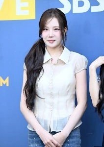 Momoland JooEの顔アップデート