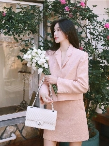 キム・ジウン(zeunique_)