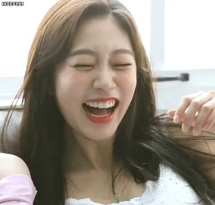 Lovelyz-ソ・ジス