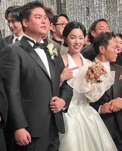 イ・ジャンウが結婚した