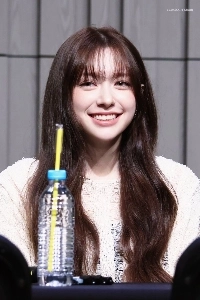 フィフティフィフティ ムーン シャネル