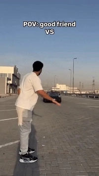 笑顔の友達と真剣な友達の違い